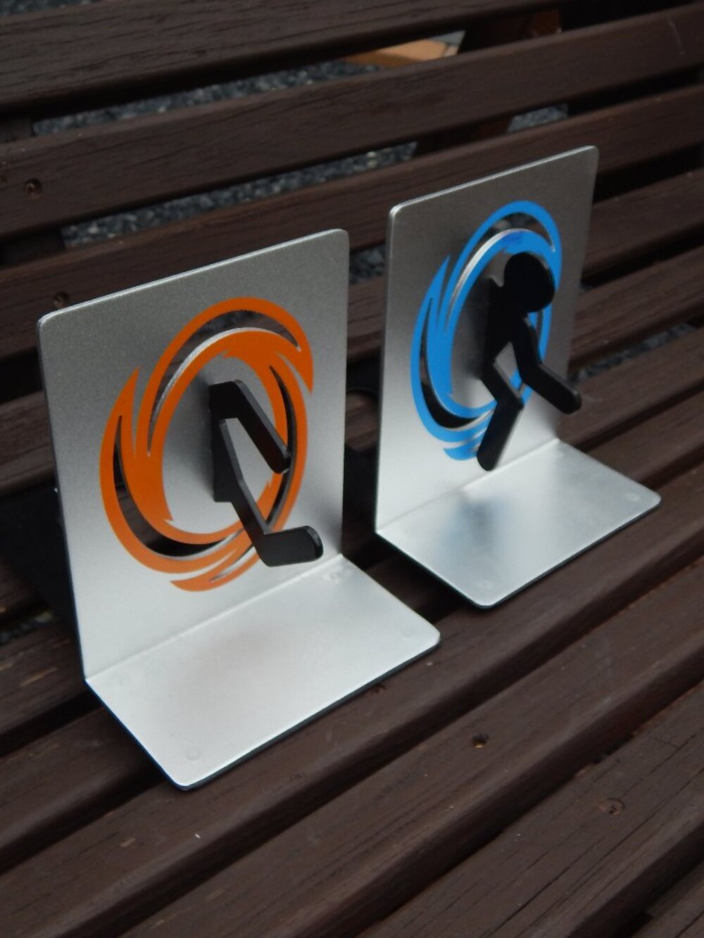 Portal 2 Bookends Think Geek Valve Metal Video Game Decor